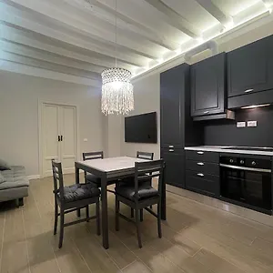 E D'epoca Appartement Milan